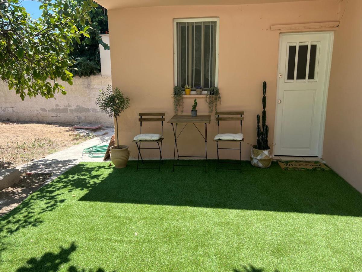 Apartament Yiayia Katina'S House Corinth Zewnętrze zdjęcie