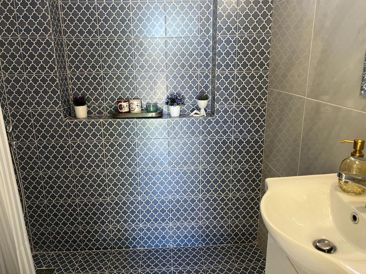 Apartament Yiayia Katina'S House Corinth Zewnętrze zdjęcie